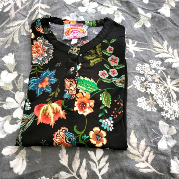 Johnny Was Embroidered & Floral Pattern Top Lot. - Picture 6 of 16